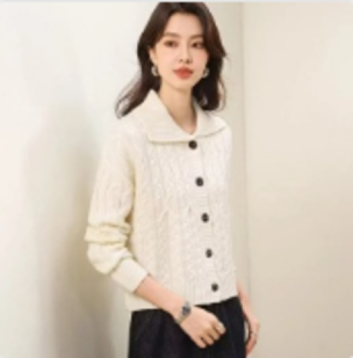 Women’s lightweight cotton cardigan sweater for spring